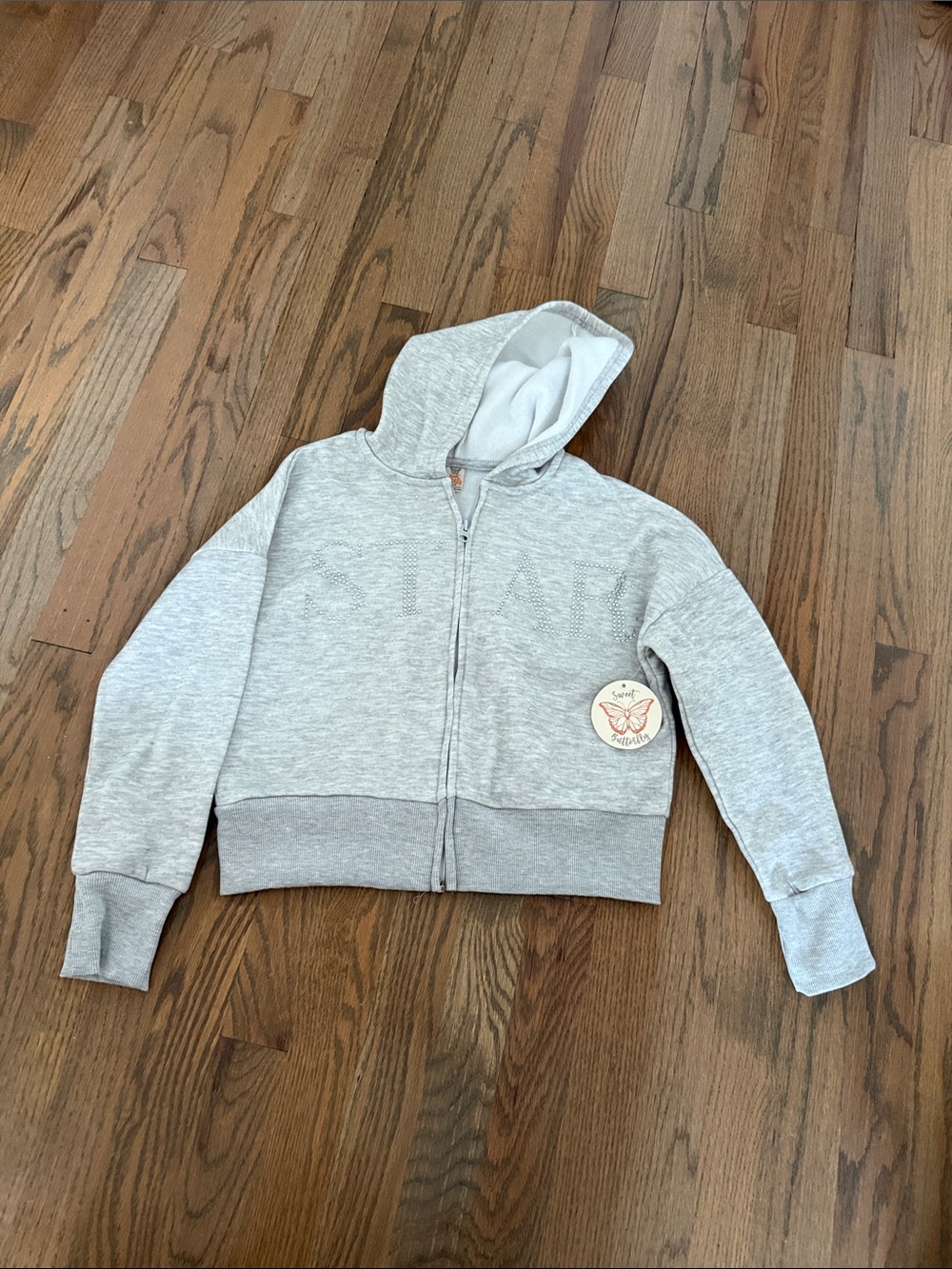 Brand new with tags*Girls’ Rhinestone Sweet Butterfly “Star” Zip Hoodie
